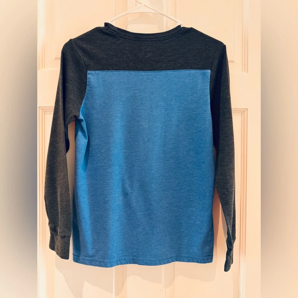 Cat & Jack Boys Long Sleeve T-Shirt – Size Large (12-14)